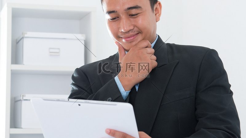 成都网店装修图片素材：揭秘图片素材的选择与报价